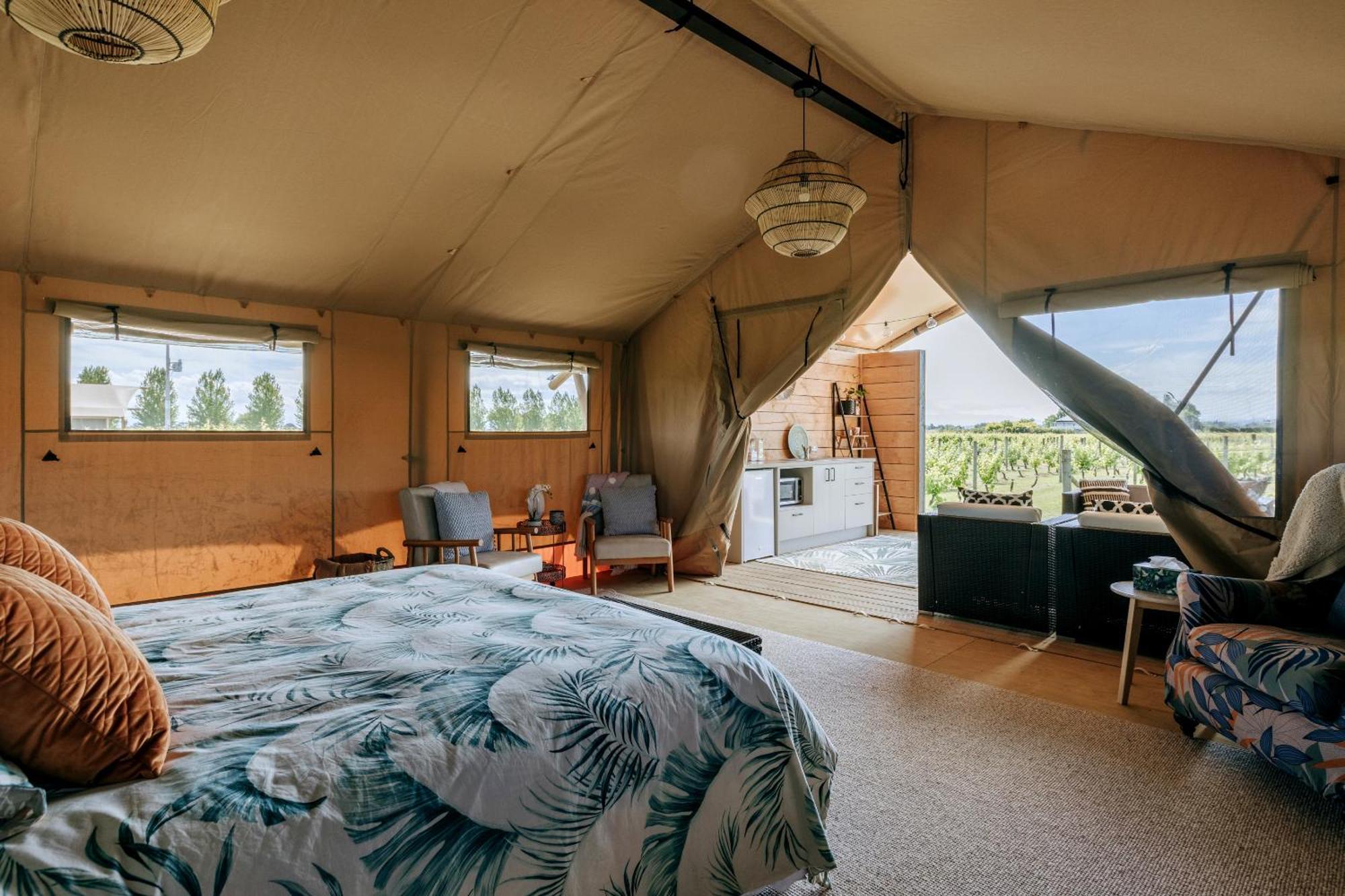 Villas & Vines Glamping ヘイスティングズ エクステリア 写真