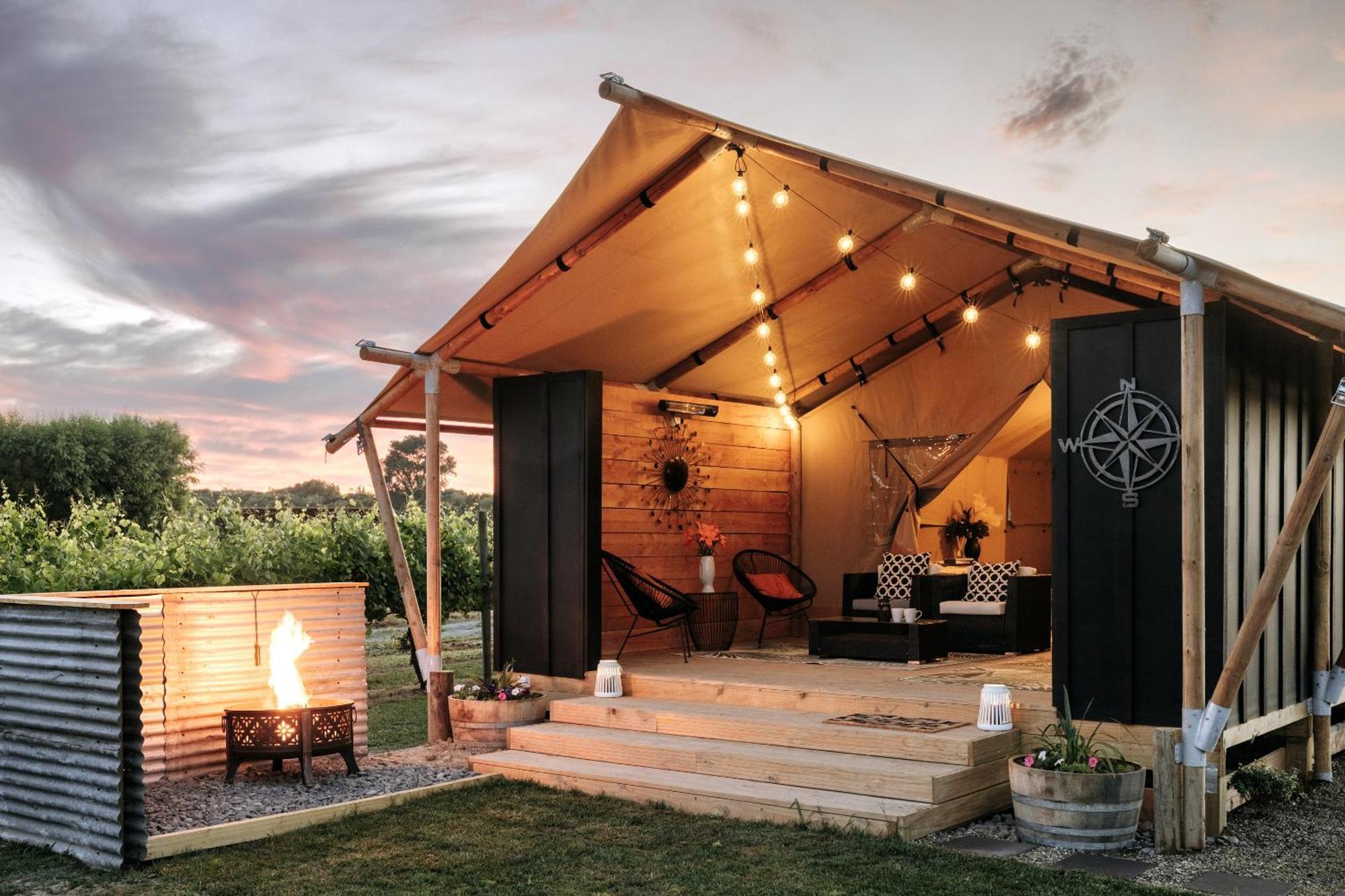 Villas & Vines Glamping ヘイスティングズ エクステリア 写真
