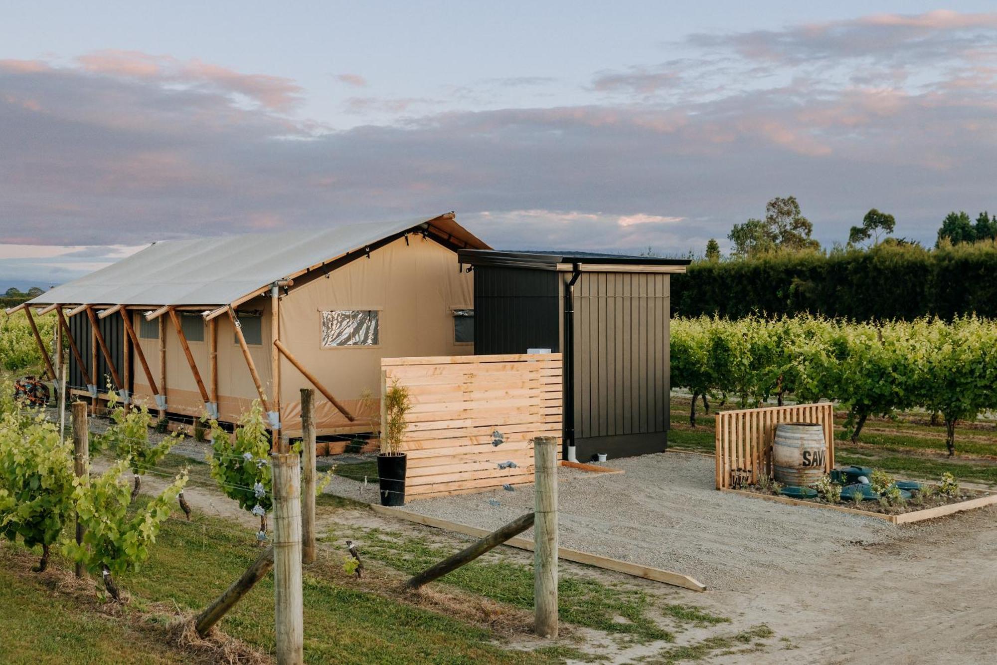 Villas & Vines Glamping ヘイスティングズ エクステリア 写真