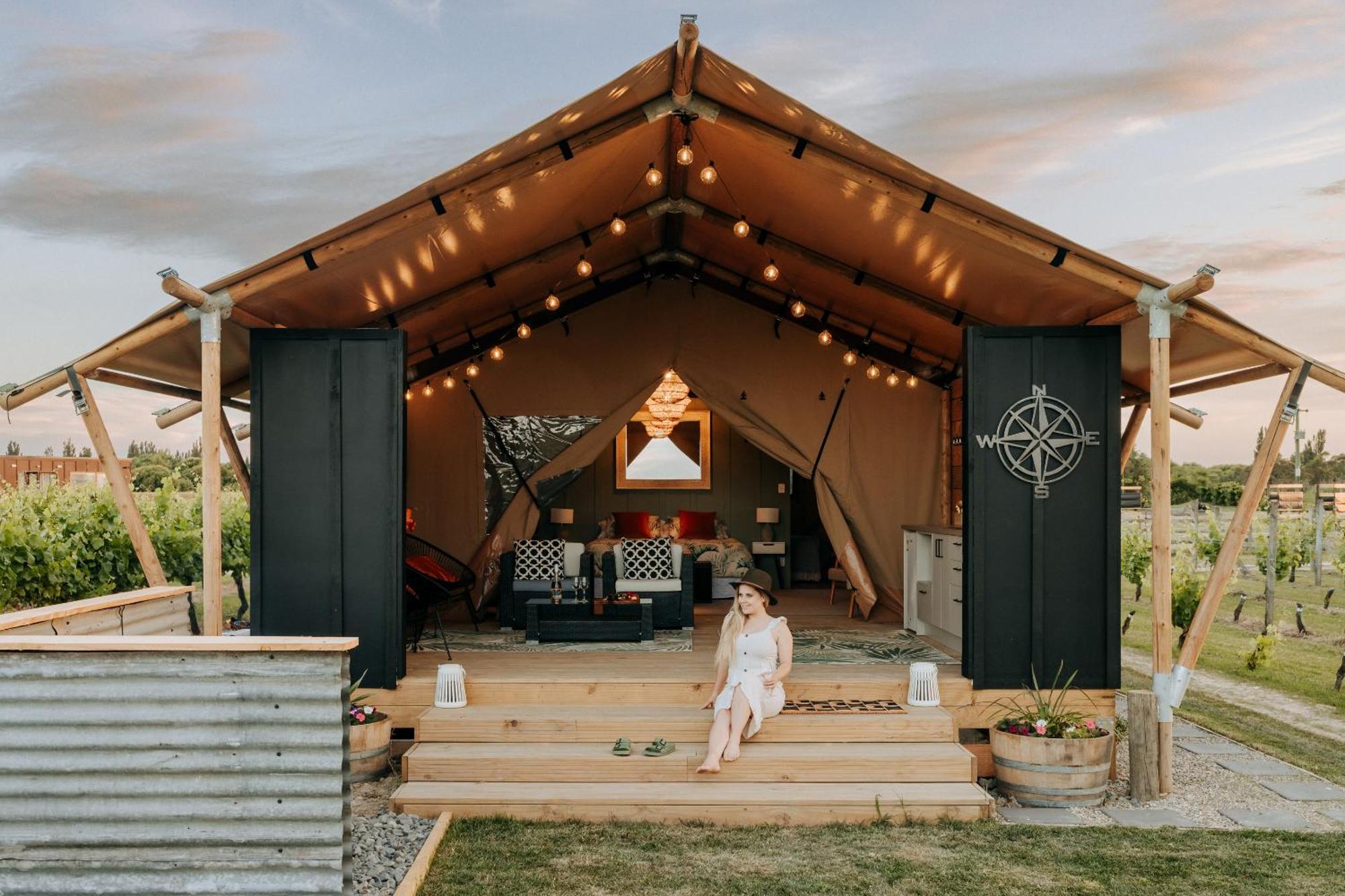 Villas & Vines Glamping ヘイスティングズ エクステリア 写真