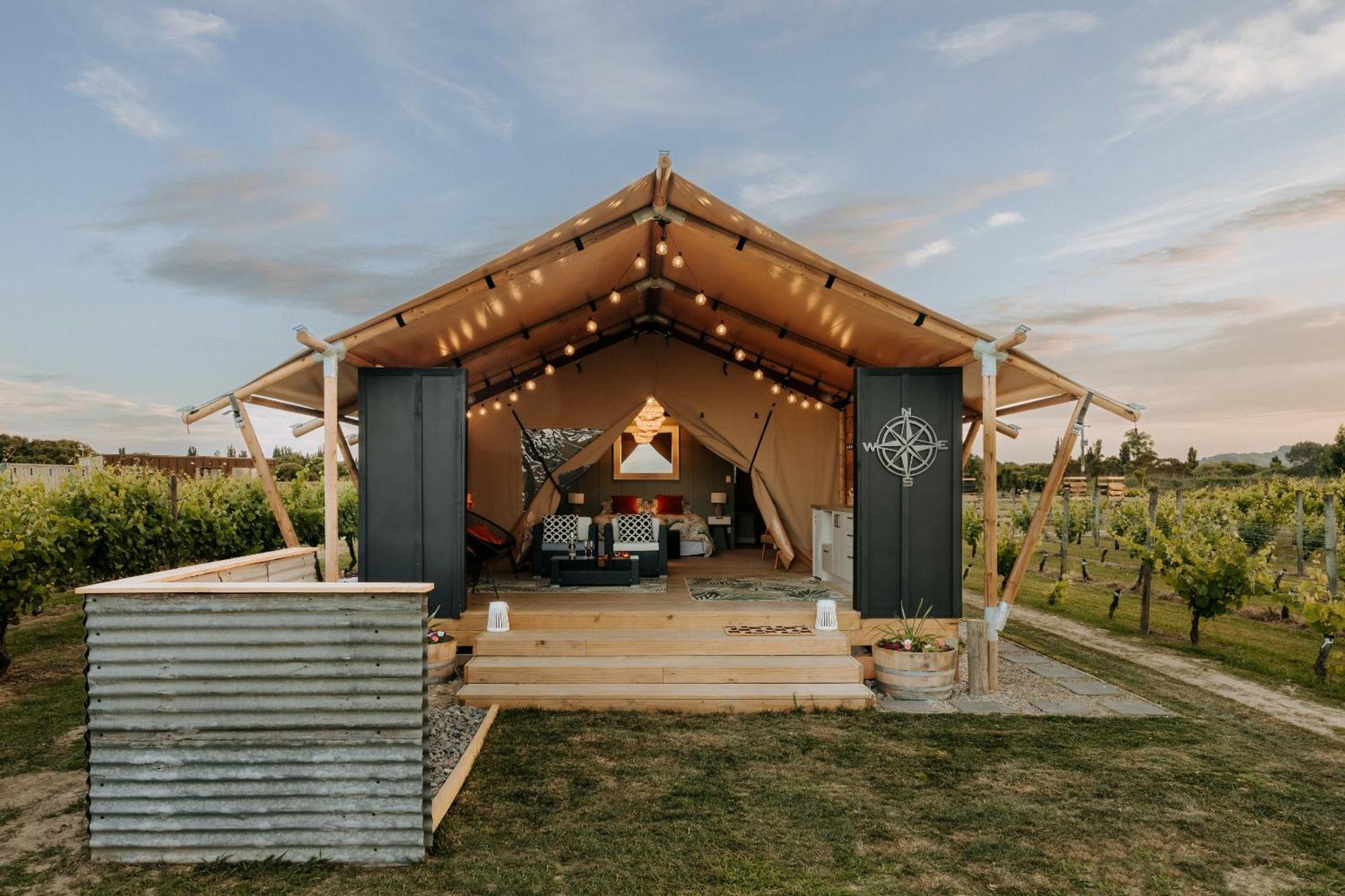 Villas & Vines Glamping ヘイスティングズ エクステリア 写真