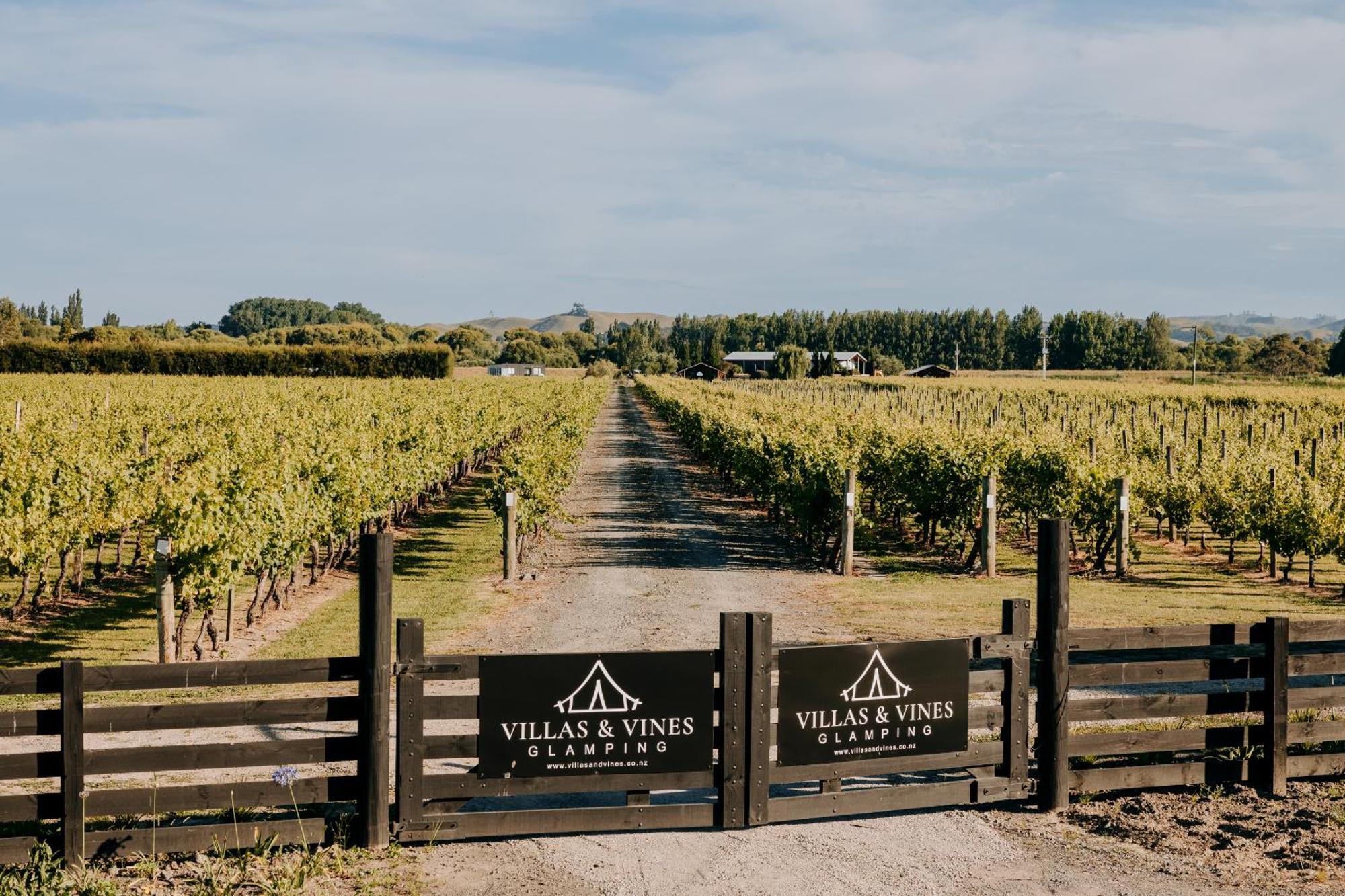 Villas & Vines Glamping ヘイスティングズ エクステリア 写真
