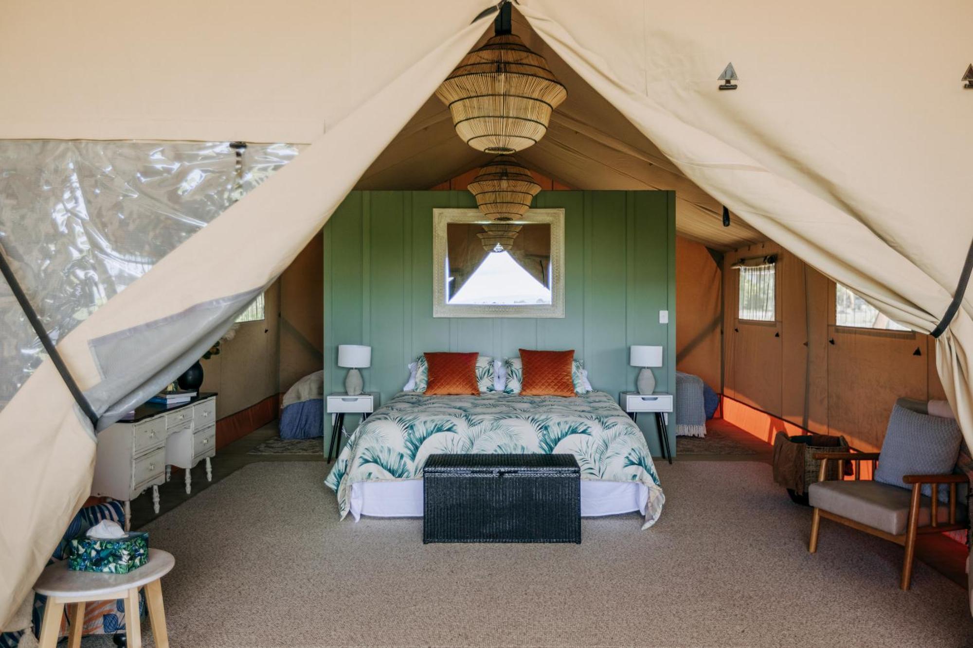 Villas & Vines Glamping ヘイスティングズ エクステリア 写真